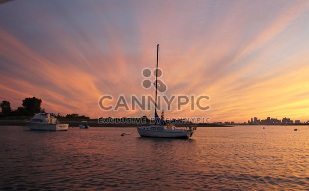 Sunset in the Boston Harbor - Kostenloses image #183355