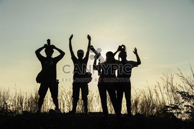 silhouettes of friends - image gratuit #186475 