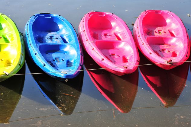 Colorful kayaks docked - Free image #186515