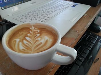 Latte art coffee - image gratuit #194365 