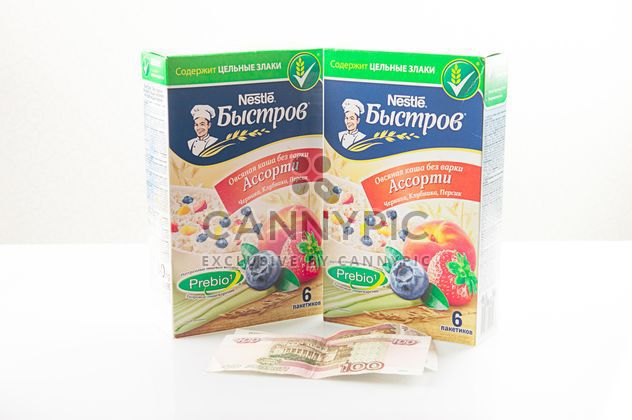 Two packages of oatmeal for 3 dollars, Russia, St. Petersburg - image gratuit #272565 