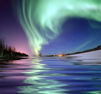 Aurora Borealis, the colored lights seen in the skies around the North Pole, the Northern Lights, from Bear Lake, Alaska - image gratuit #284805 