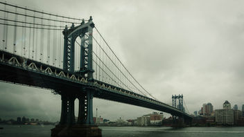 Manhattan Bridge, East River, Brooklyn - image #300975 gratis