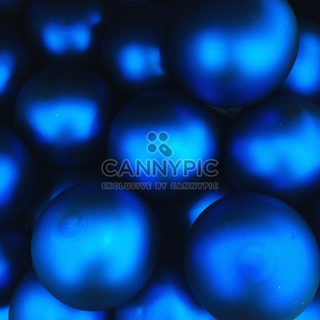 Blue Christmas toy balls - image gratuit #329195 