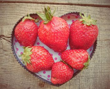 Strawberries in a bowl - бесплатный image #330695