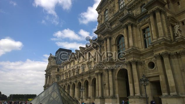 Details of The Louvre Museum Architecture - Free image #334235