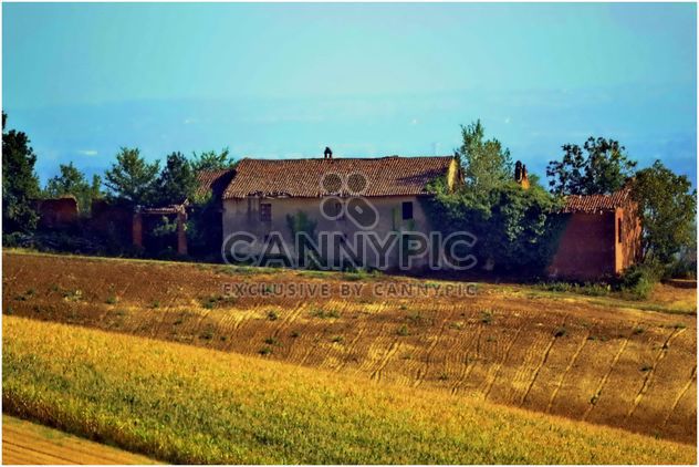 View on Monferrato village in Piemonte - image gratuit #334765 