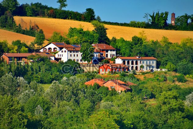 View on Monferrato village in Piemonte - Kostenloses image #334775