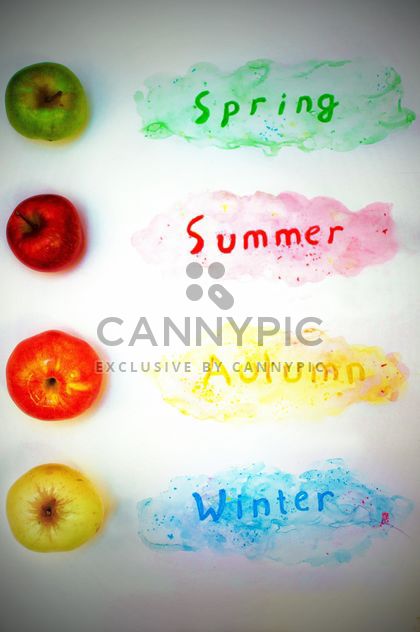 Colorful apples and seasons - image gratuit #337865 