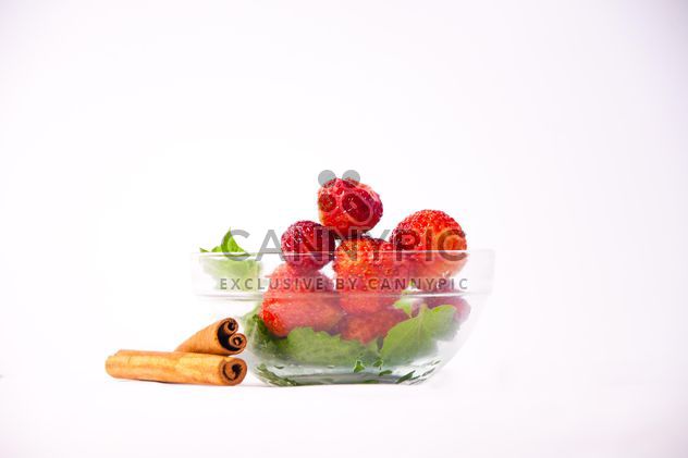 Fresh strawberry with mint and cinnamon on white background - image gratuit #342515 