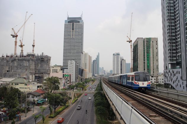 View on metro train and architecture of Bangkok, Thailand - image gratuit #346245 