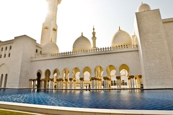 Sheikh Zayed Grand Mosque in Abu Dhabi, United Arab Emirates - Free image #449625