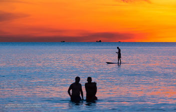 The Old Man and the Sea. Nai Harn beach, Phuket island, Thailand XOKA2065s - бесплатный image #457015