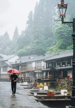 Rain in Ginzan Onsen - image #500475 gratis