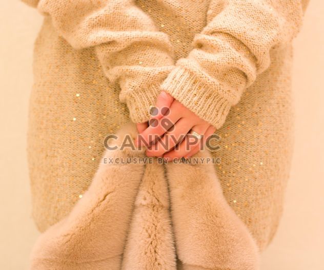 Fur coat in female hands clsoeup - Free image #182545