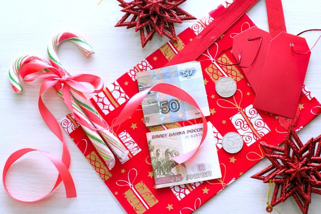 Christmas decorations, candies and money - image #182585 gratis