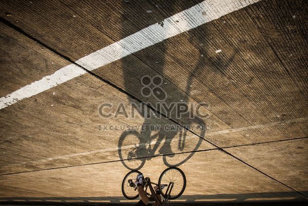 Bicycle shadow - image #183545 gratis
