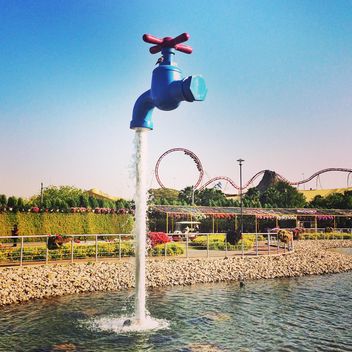 Water tap fountain in Dubai - image #184075 gratis