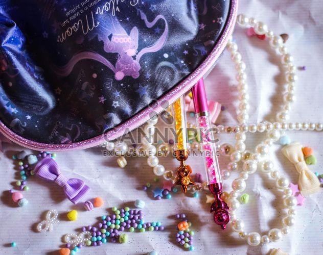 beads and trinkets from my bag, ribbons and stars - image #187225 gratis