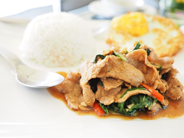 beef and basil fried with rice # thaifood - image #194375 gratis
