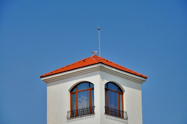 Seagull in the top of the tower - бесплатный image #198185