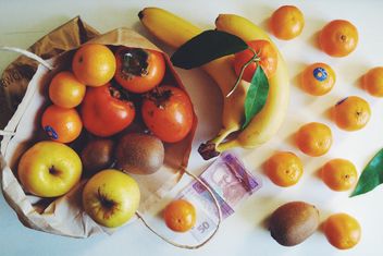 Fruit for 3 dollars, Chernivtsi, Ukraine - Kostenloses image #272275