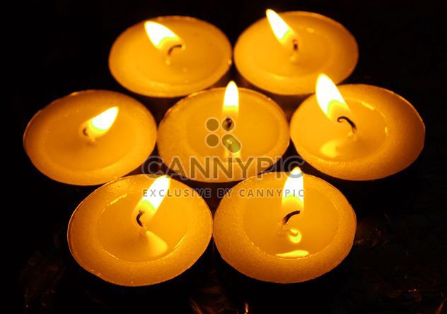 Burning yellow candles - image #272605 gratis