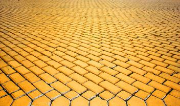 The yellow brick road. #goyellow - image #272615 gratis