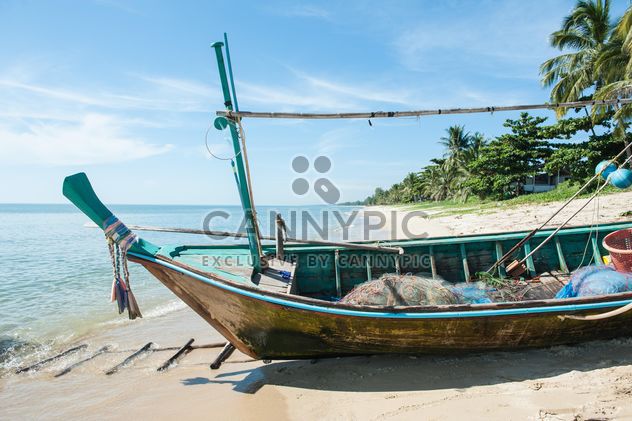 Fishing boats on a beach - Free image #273545