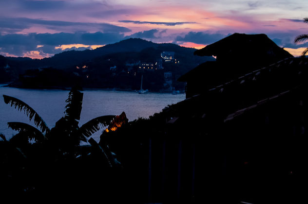 Sunset in Zihuatanejo - Free image #290165