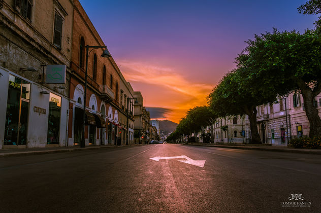 Sunrise at street in Trapani, Sicily (Italy) - бесплатный image #291095