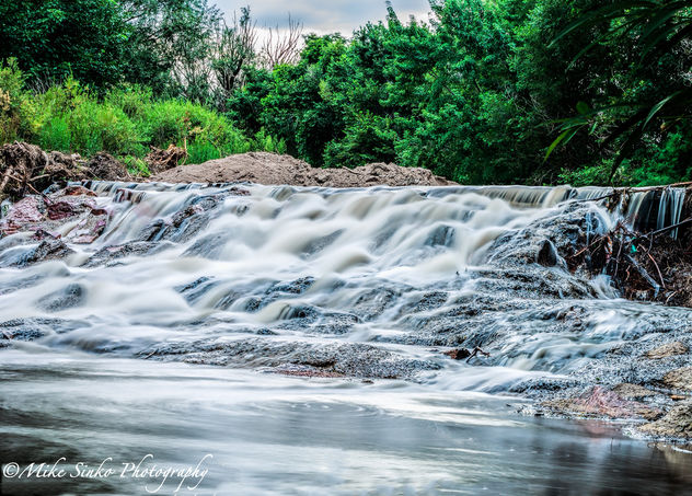 Falls at Fountain Creek Nature Center. Fountain, CO - бесплатный image #293525