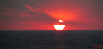 Where the Sun Meets the Sea - image gratuit #294825 