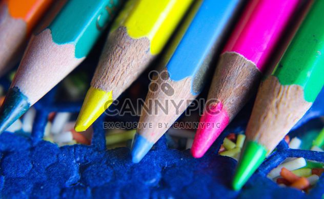 Colorful pencils - image gratuit #327775 