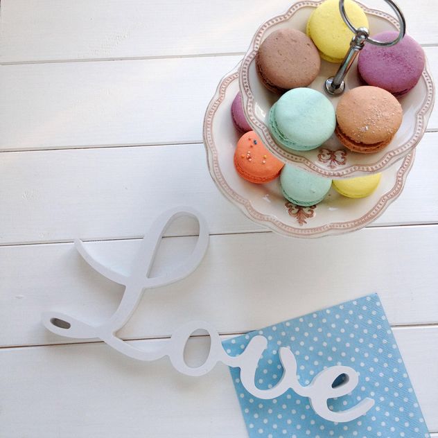 Colorful macaroons and word Love - image #329105 gratis