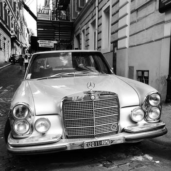 Old Mercedes car - image #331165 gratis