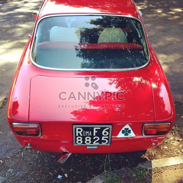 Red Alfa Romeo car - image gratuit #331305 
