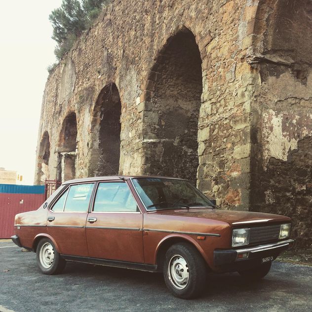Old brown Fiat 131 car - image gratuit #331855 