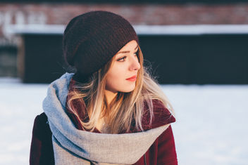 A girl winter portrait - image #414135 gratis