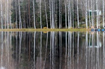 Hazy autumn pond landscape. - бесплатный image #475675