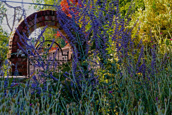 Brick Arch Gate - image #482245 gratis