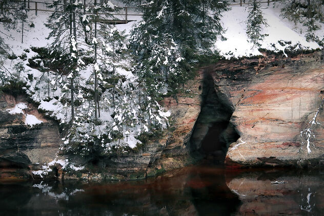 Neitsikoobas (Maidens Cave) at wintertime. - бесплатный image #497095